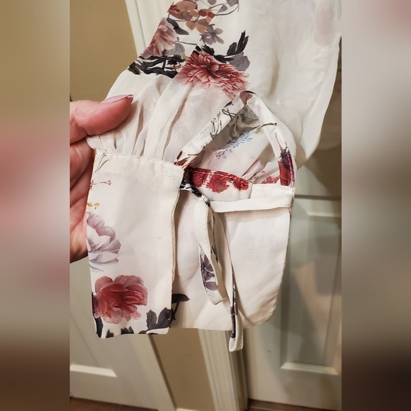 Zara Victorian Floral Mock Neck Blouse Size Small - Picture 4 of 8